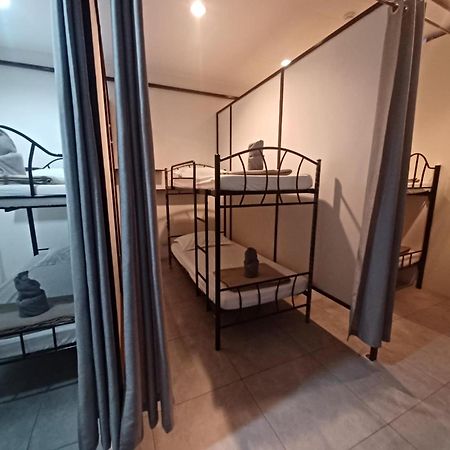 2020 Travelers Inn Dumaguete City Eksteriør billede