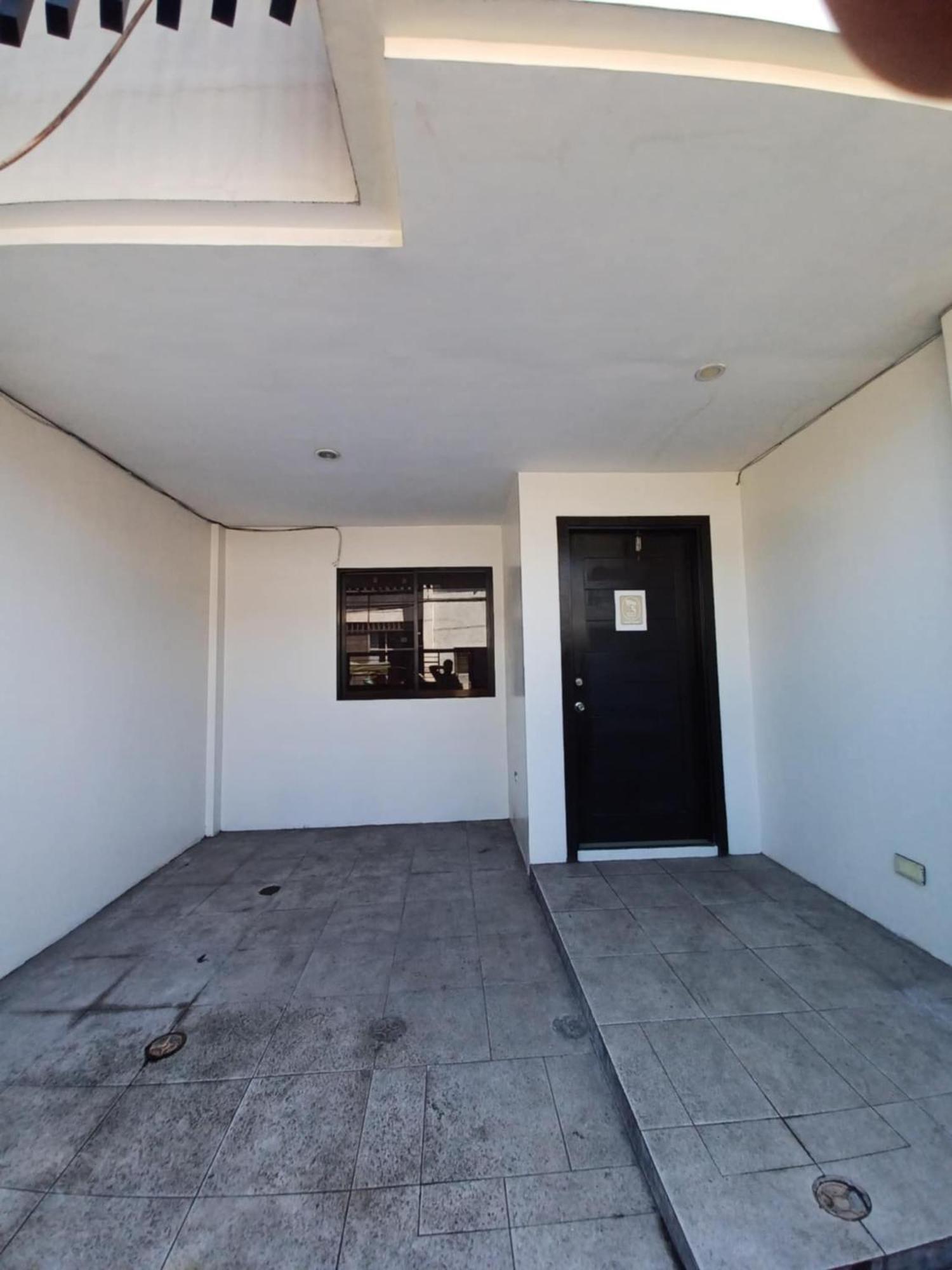 2020 Travelers Inn Dumaguete City Eksteriør billede