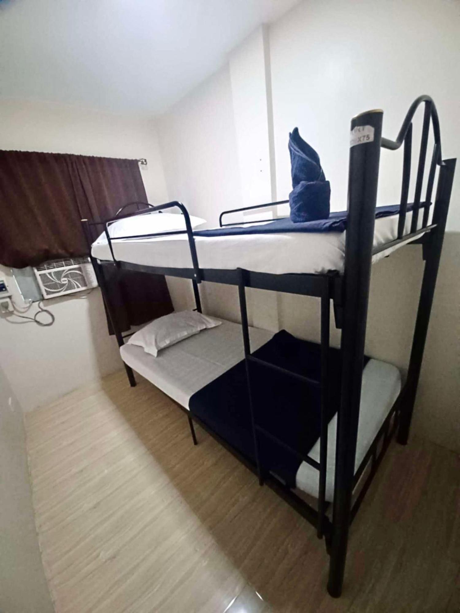 2020 Travelers Inn Dumaguete City Eksteriør billede