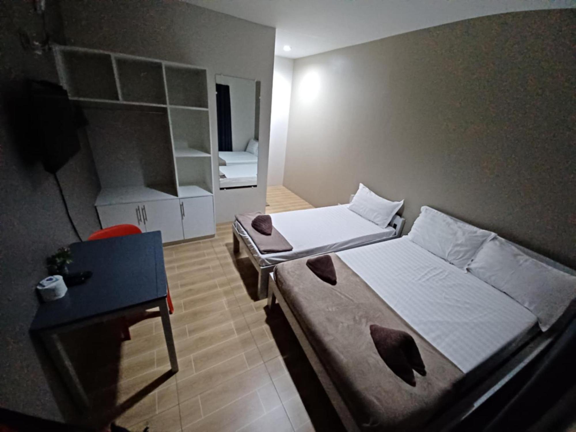2020 Travelers Inn Dumaguete City Eksteriør billede