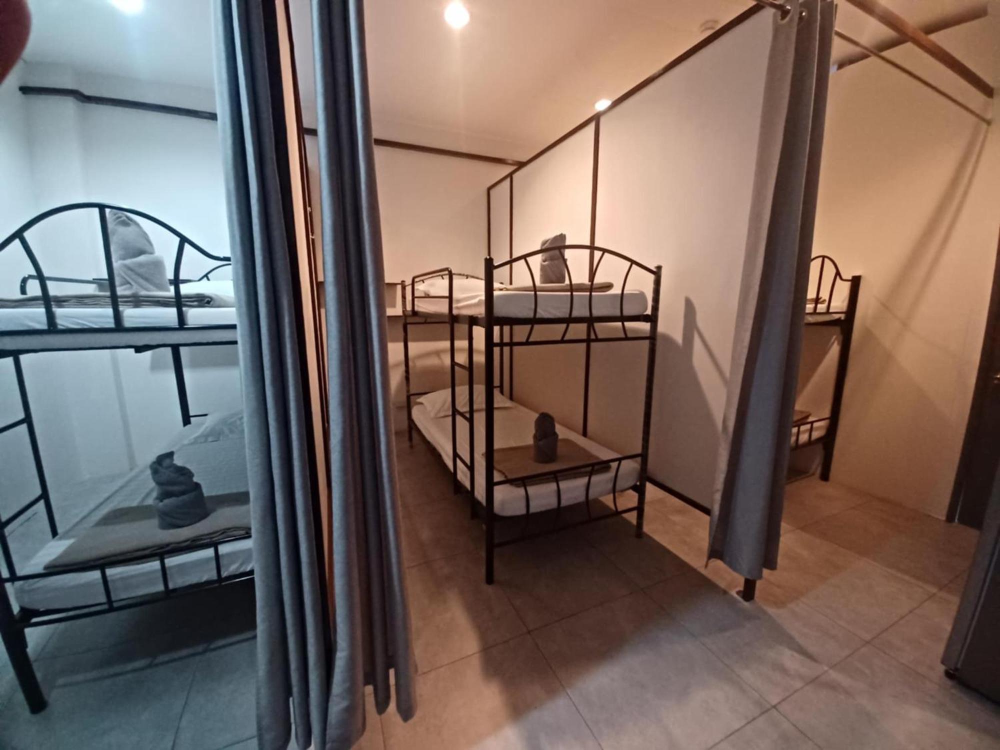 2020 Travelers Inn Dumaguete City Eksteriør billede