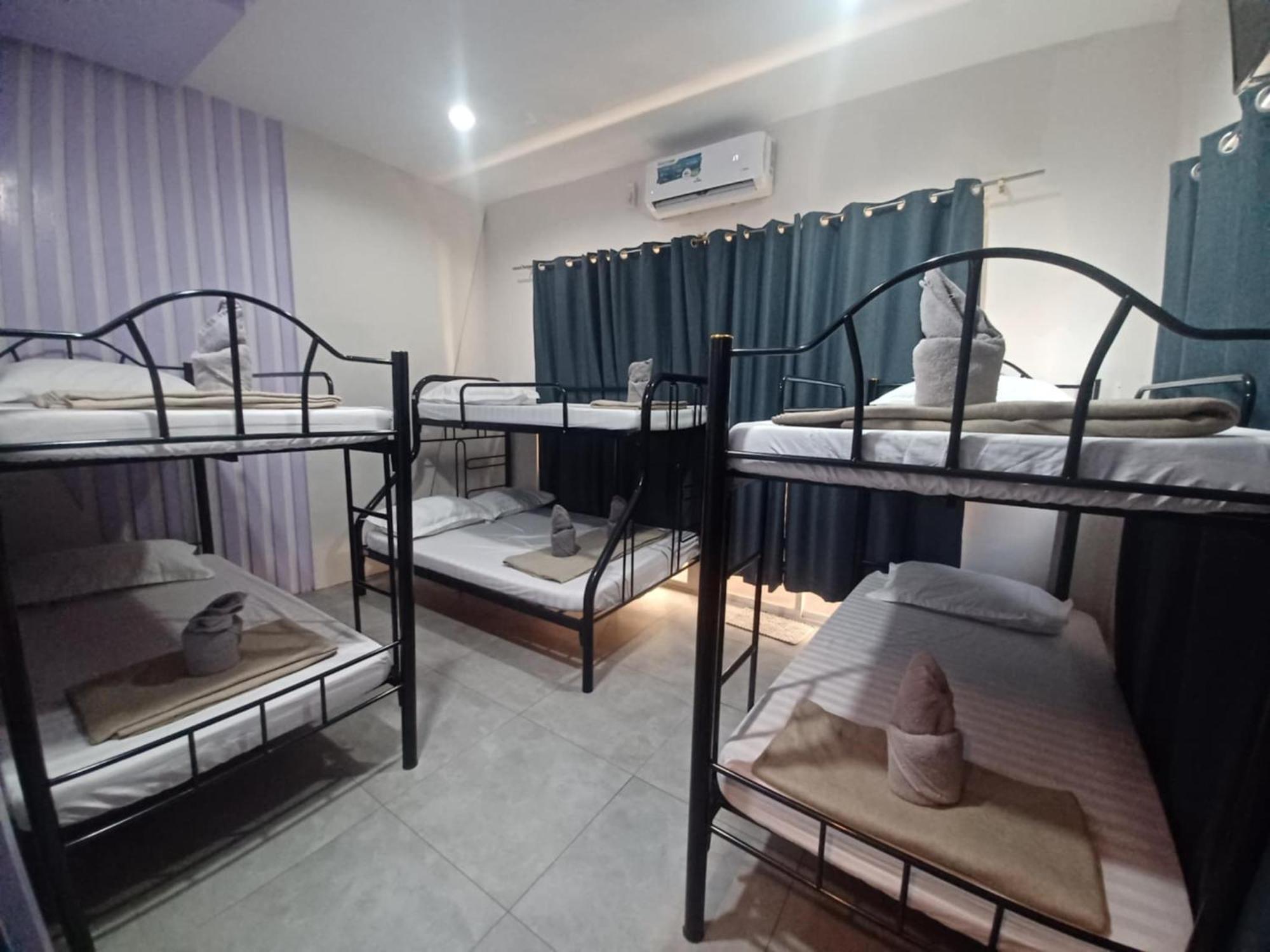 2020 Travelers Inn Dumaguete City Eksteriør billede