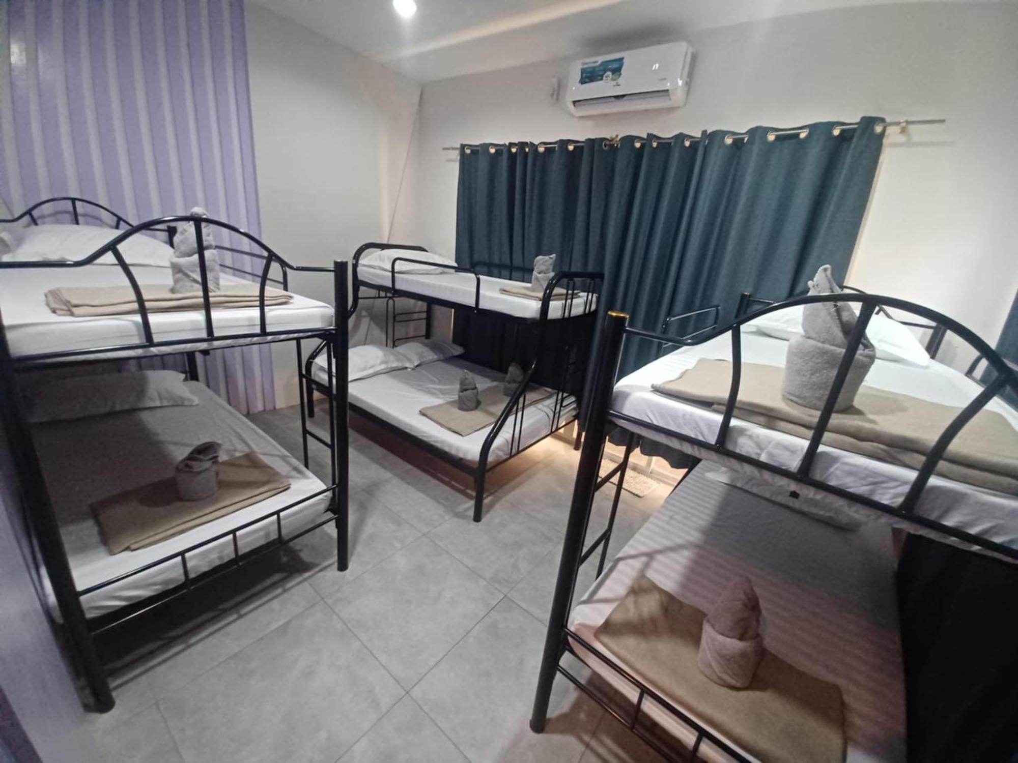 2020 Travelers Inn Dumaguete City Eksteriør billede